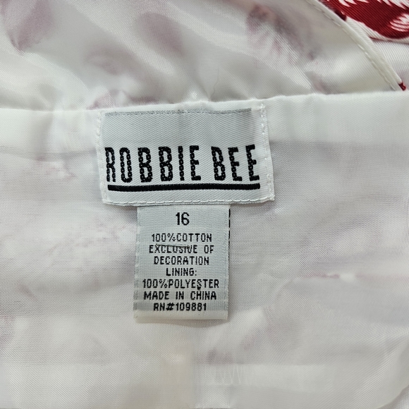 Robbie Bee Sundress with red floral design accented with 3 red bows - Picture 4 of 4